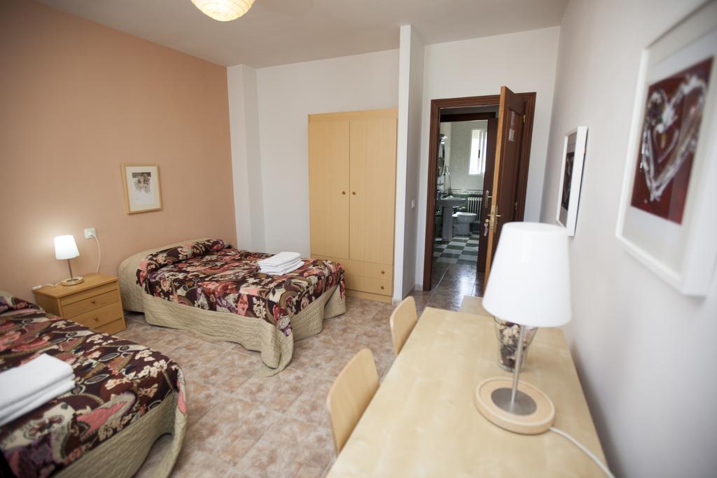 Apartamento Turistico La Ribera Del Marco Caces Δωμάτιο φωτογραφία