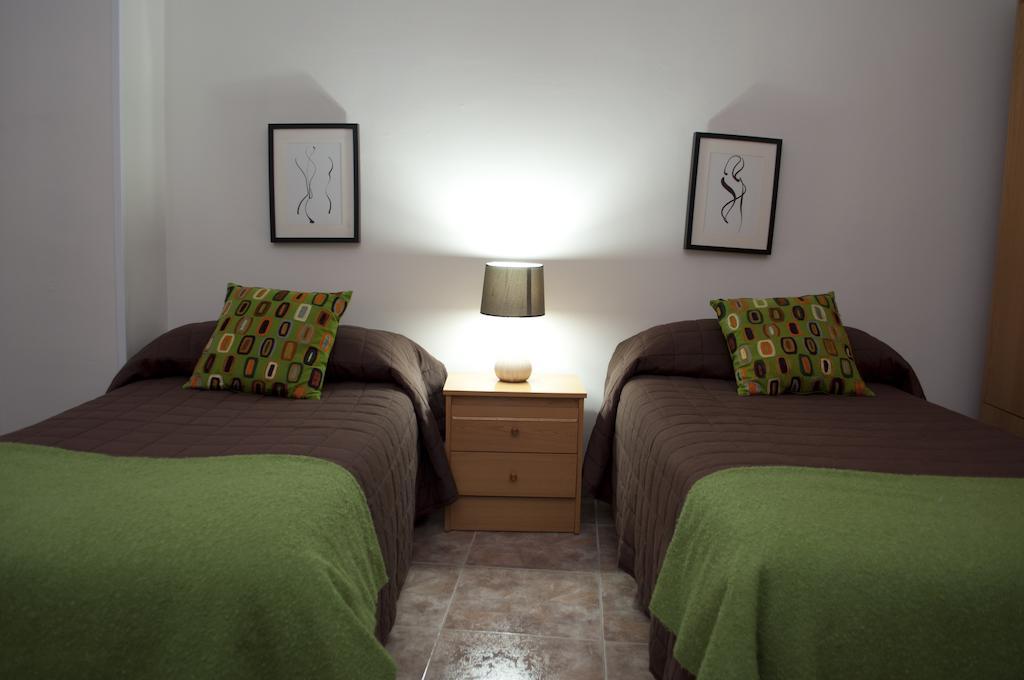 Apartamento Turistico La Ribera Del Marco Caces Δωμάτιο φωτογραφία